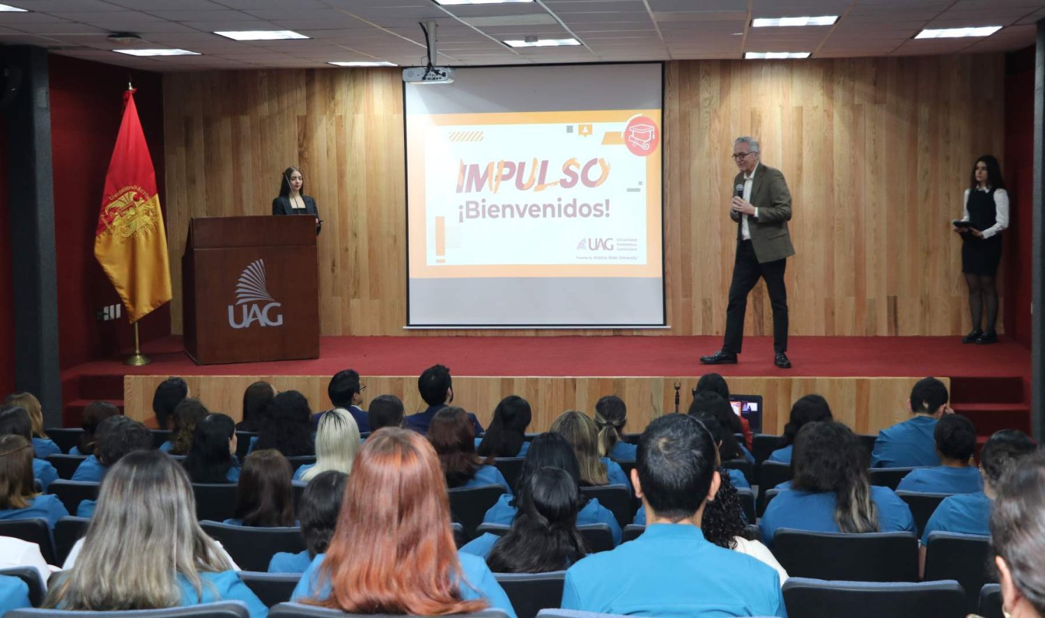 inician su formacion en la carrera de enfermeria