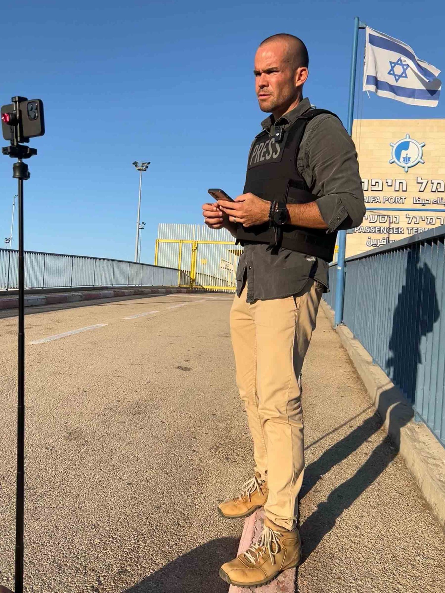 en su experiencia ha cubierto varios conflictos belicos internacionales