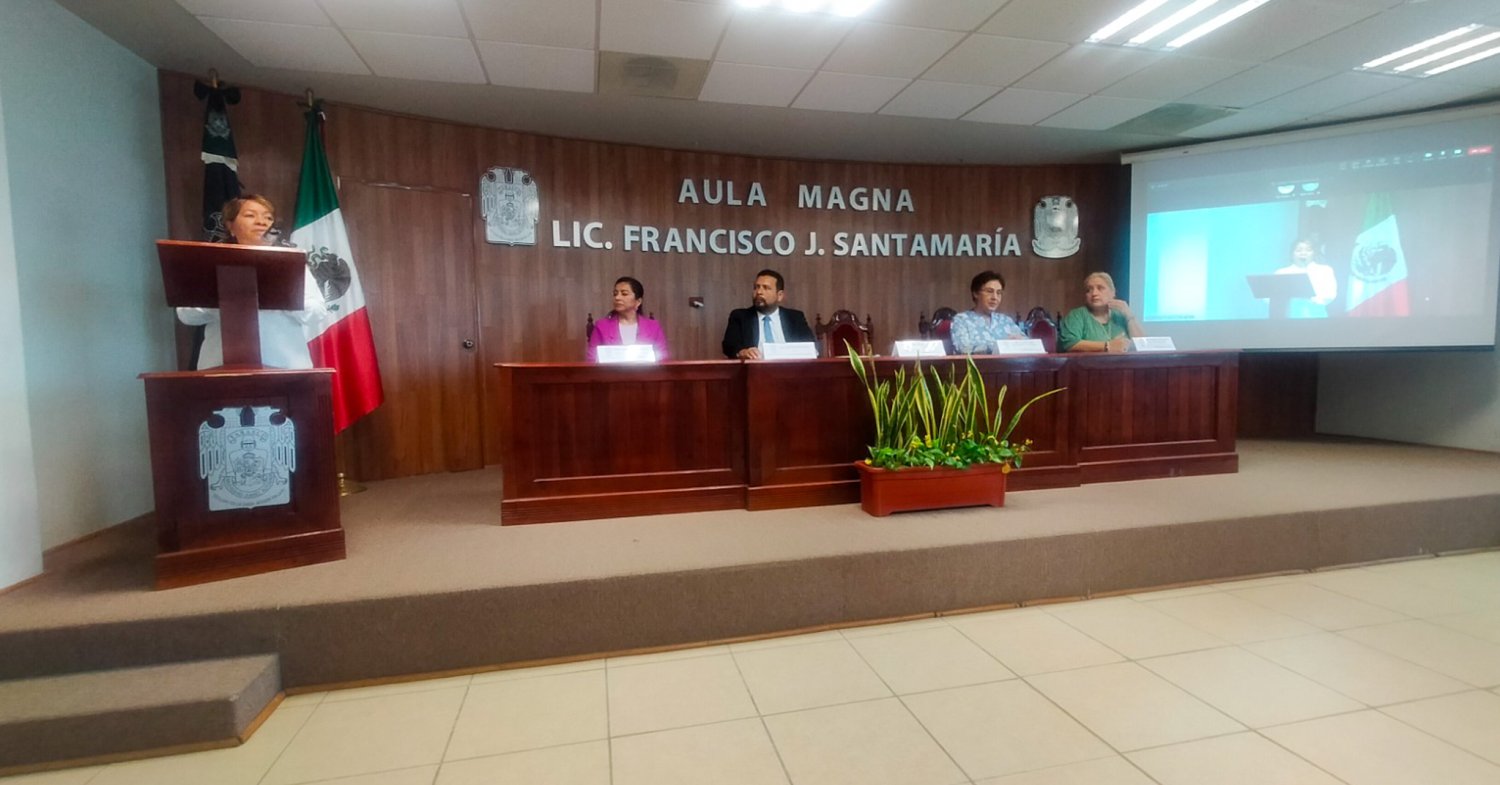 presentan investigaciones relacionadas con IA y su impacto en la inteligencia y el trabajo