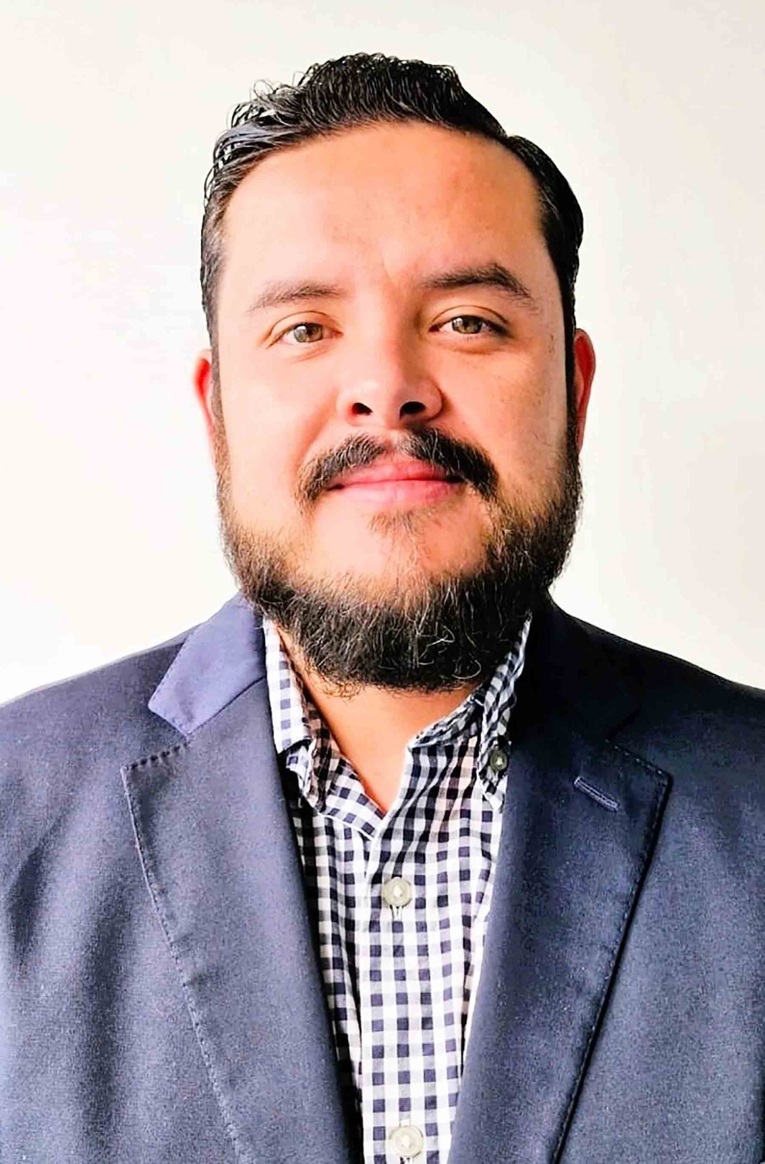 Juan Carlos Gaxiola, egresado de Ing. Civil