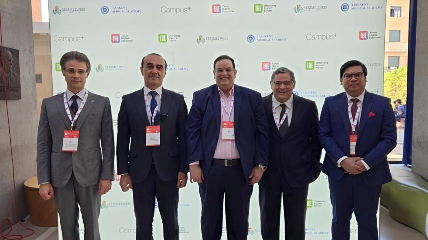 programa internacional de medicina participa en foro mundial de educacion superior