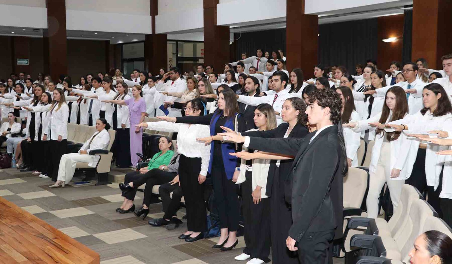 toman protesta nuevas mesas directivas de clubes de medicina