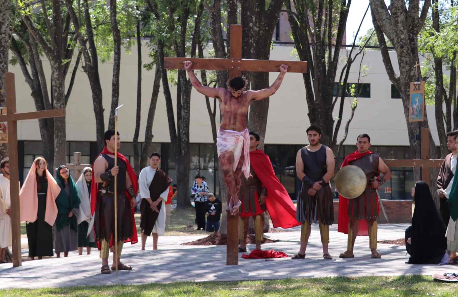 viacrucis de estampas vivientes 2025