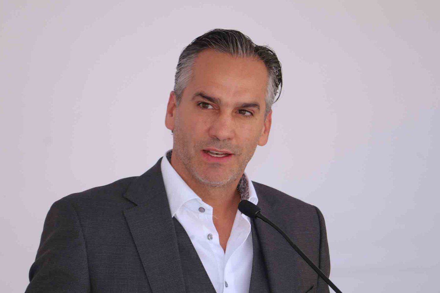 mtro juan carlos leaño vicerrector administrativo de la uag