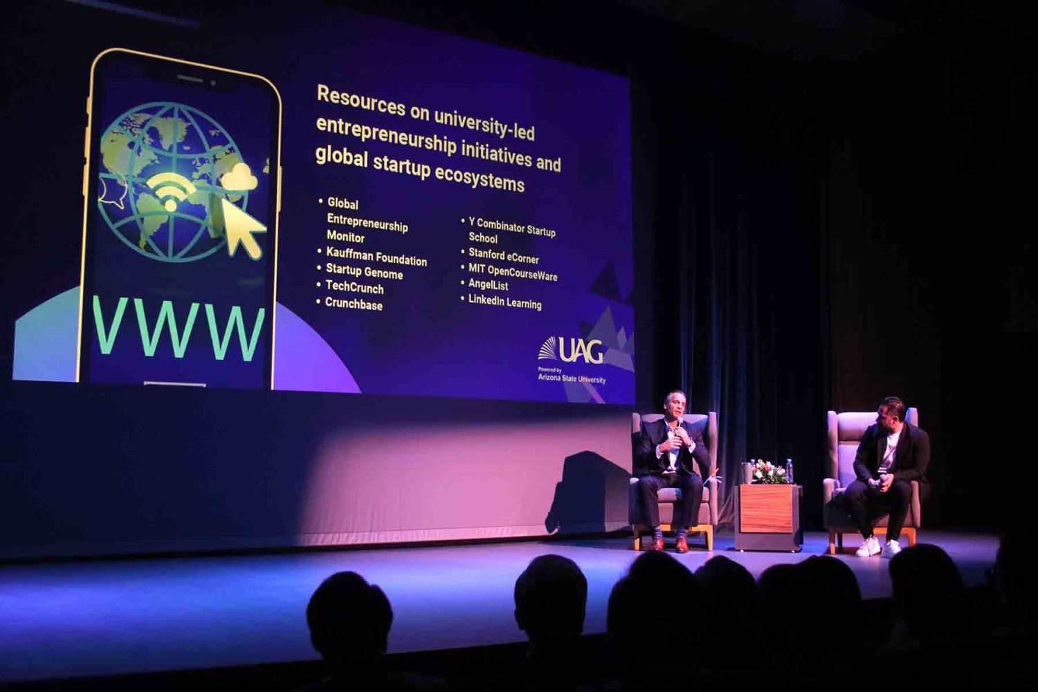 hablan del rol de las universidades en el emprendimiento